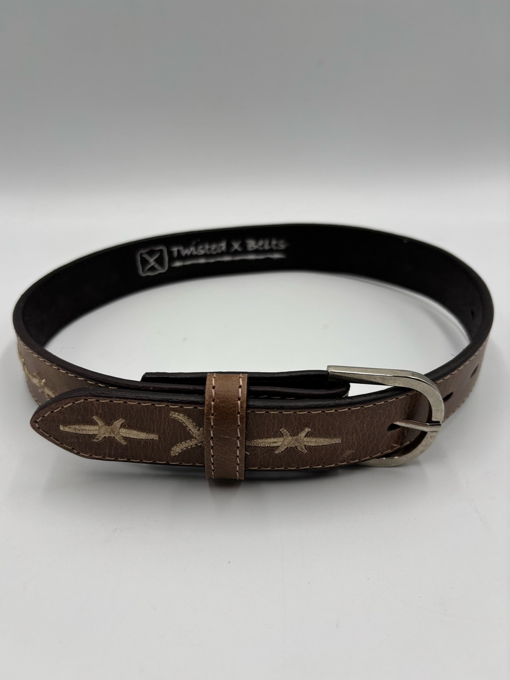 XRBK Twisted X Youth 22 Barbed Wire Stitched Distressed Leather Belt 30” Brown